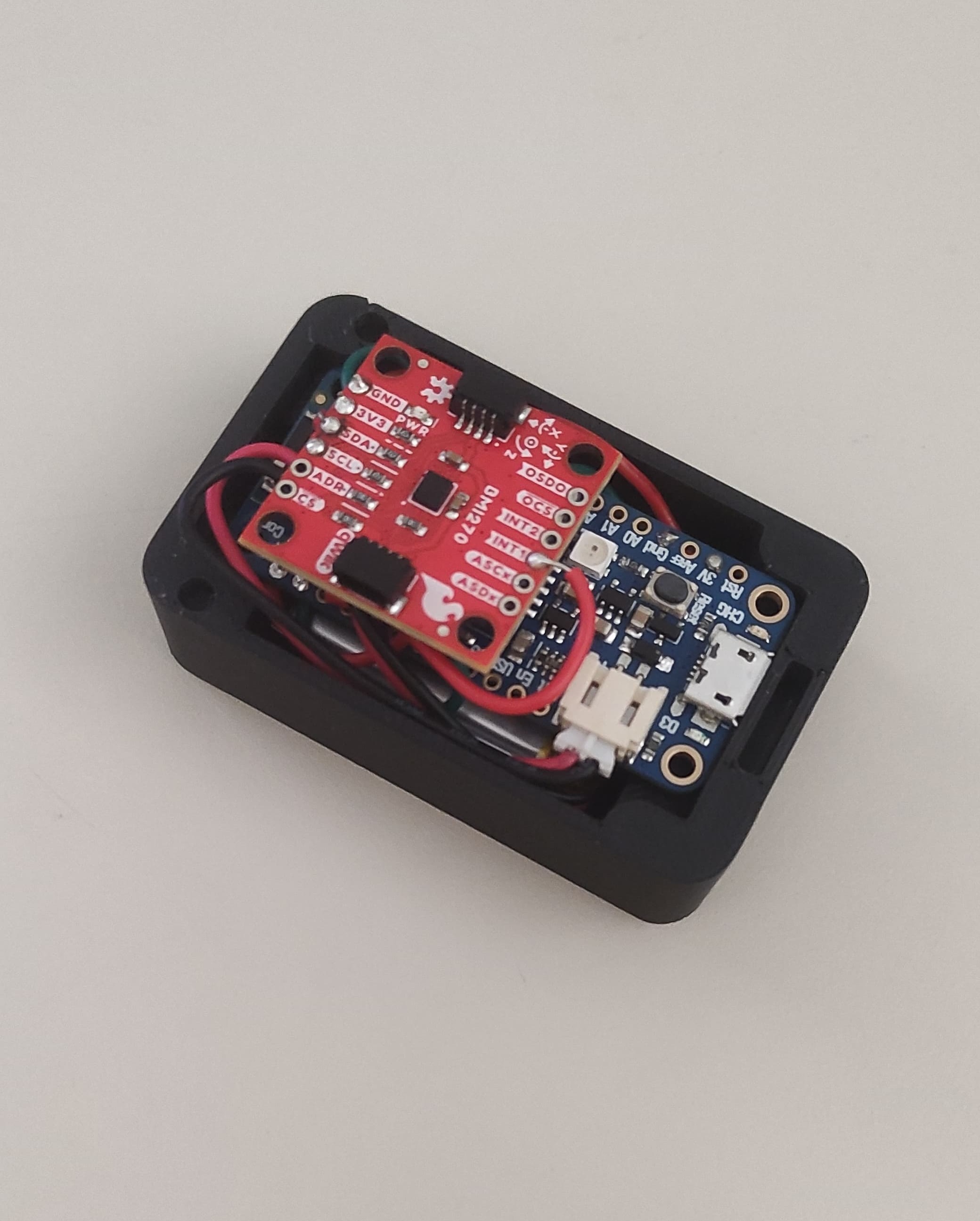 Custom-built ski sensor hardware